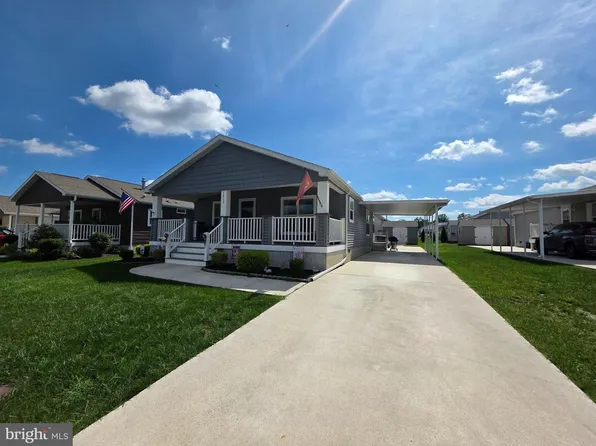 1913 Ventnor Ave, Egg Harbor Township, NJ 08234