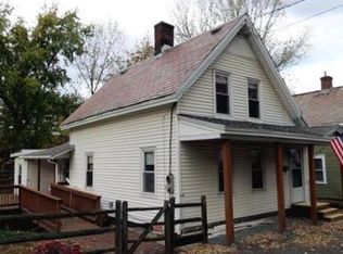 172 Hope St, Greenfield, MA 01301