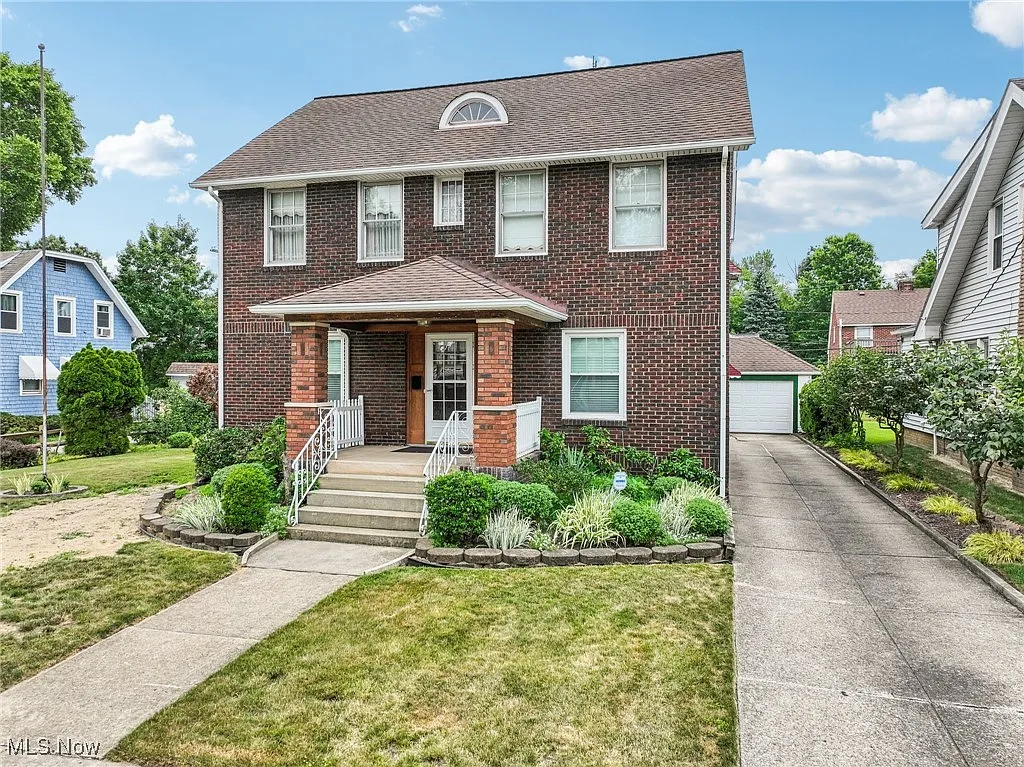 1019 Dillewood Rd photo 1