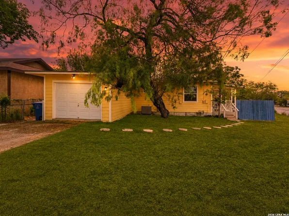 12702 Middle Lane, San Antonio, TX 78217