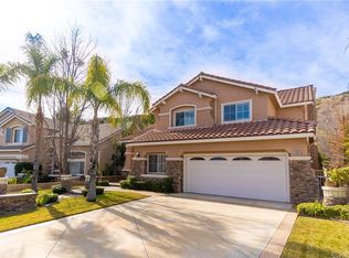 28563 Rock Canyon Dr, Saugus, CA 91390