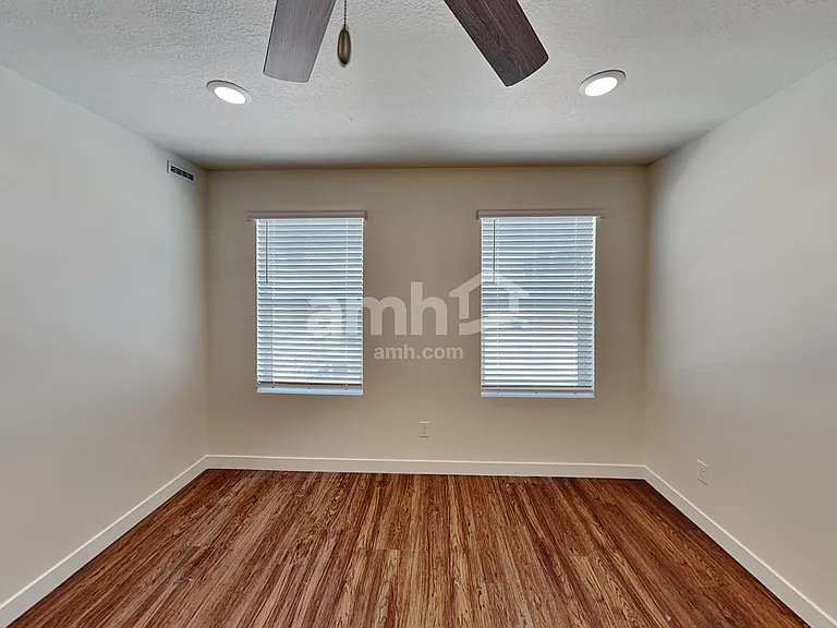 8964 S John Annie Ln — Photo 8