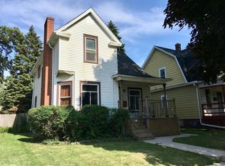 1427 Quincy Ave, Racine, WI 53405