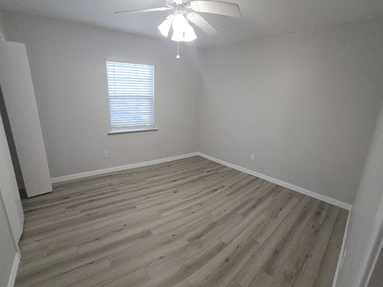 8004 Lifford St #B — Photo 12