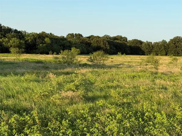 000 Fm 2210 E, Poolville, TX 76487