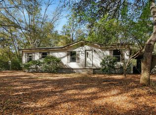 5138 County Highway 3280, Freeport, FL 32439