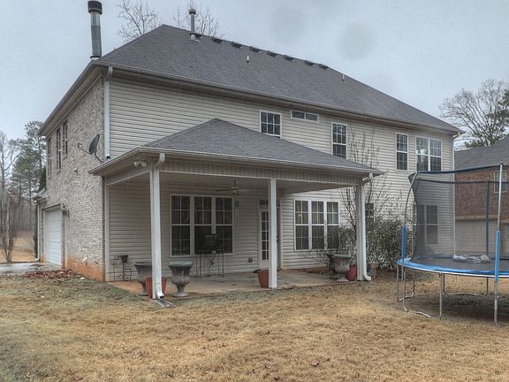 5th image of 3121 Jackson Creek Dr