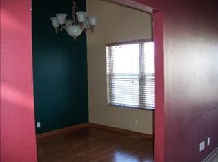 1419 Waterford Rd, North Aurora, IL 60542