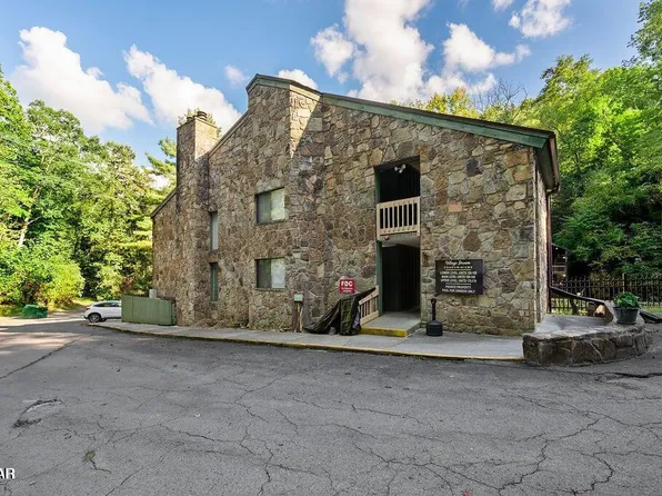 1435 Wiley Oakley Dr #170, Gatlinburg, TN 37738