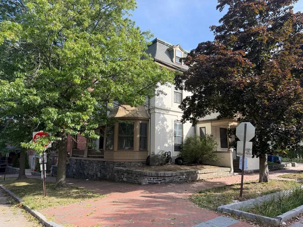 31 Deering Street, Portland, ME 04101