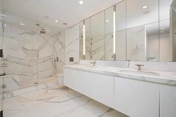 Rented by Keller Williams NYC | media 27