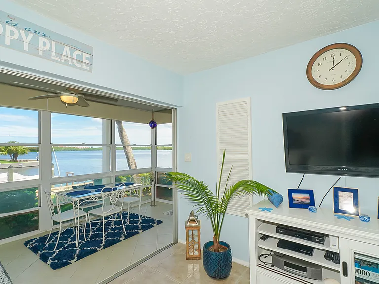 4320 Falmouth Dr #B105 — Photo 109