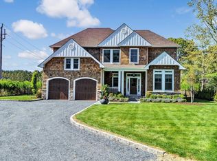 17 Adam Ln, Westhampton, NY 11978