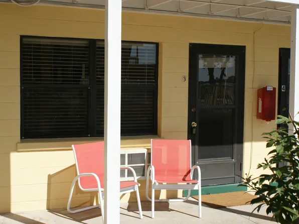 632 Golden Gate Point #3, Sarasota, FL 34236