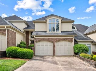 6009 Old Well House Rd, Charlotte, NC 28226