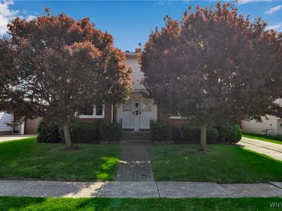77 Frederick St, Cheektowaga, NY, 14227