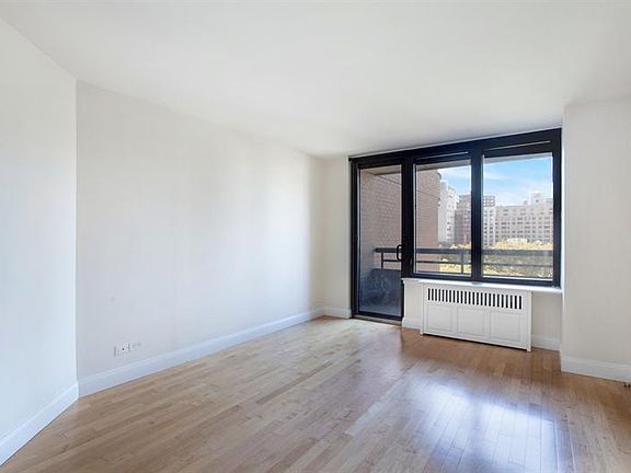 4th image of 330 E 38th St APT 8P