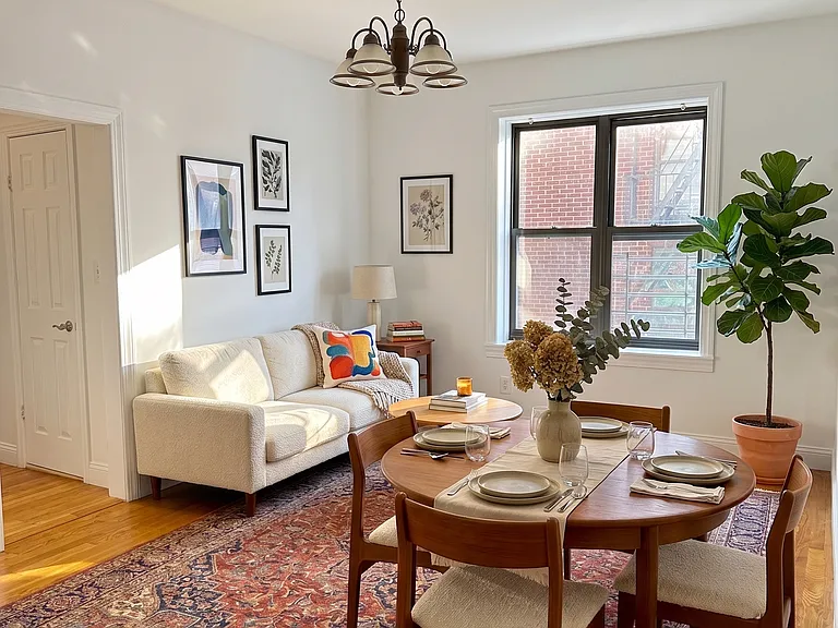 105 Haven Ave #2E — Photo 4