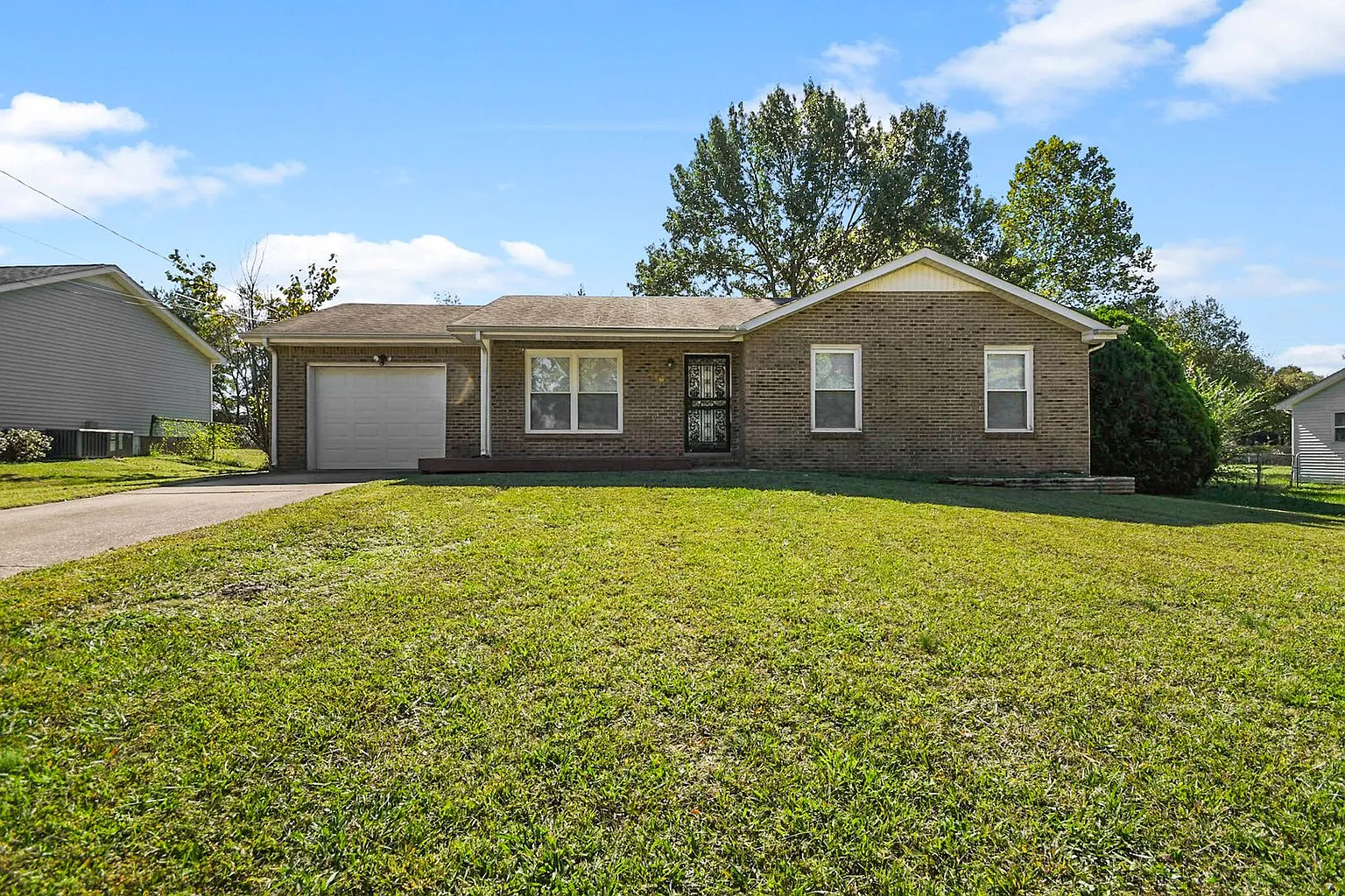 216 Bob White Dr photo 1