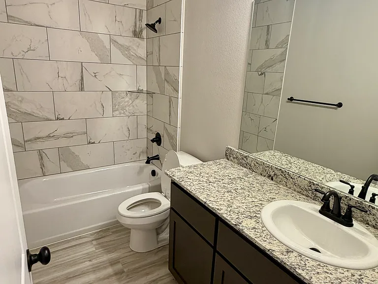 110 Leon Ln #A — Photo 5