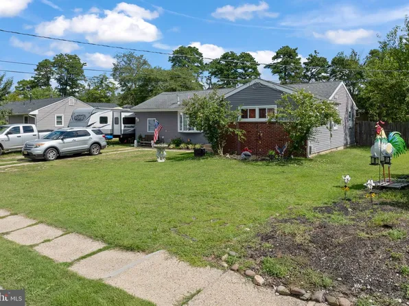 59 Holly Blvd, Southampton, NJ 08088