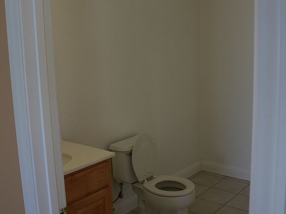 5th image of 4391 E Boston Ave