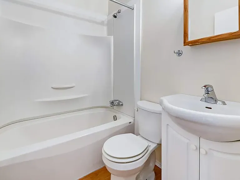 301 Bradbrooke Dr — Photo 14