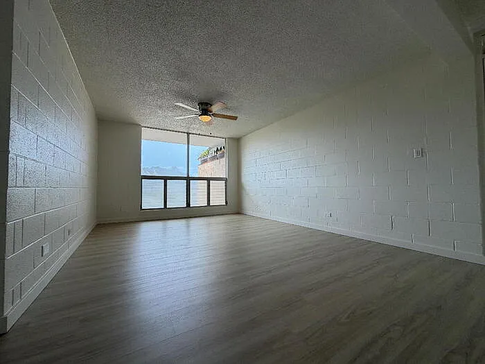 3207 Martha St #302 — Photo 2