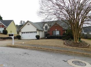 2770 Lady Guinevere Ln, Lawrenceville, GA 30044