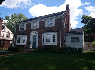 365 Russett Rd, Brookline, MA 02467