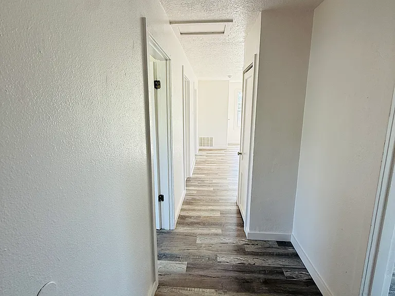 10306 SE Harold St — Photo 7