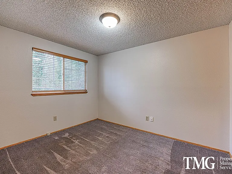 10809 NE 48th Cir #A-D — Photo 11