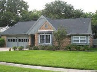 6010 Benning Dr, Houston, TX 77096