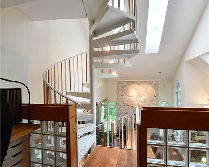 903 Strecker Rd — Photo 16