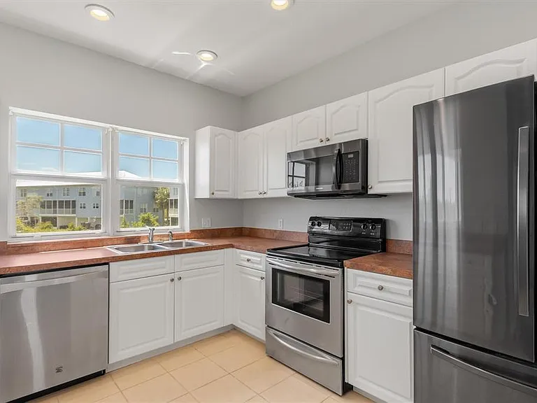 3923 Cape Haze Dr #302 — Photo 35