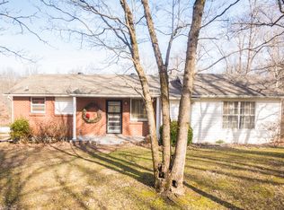 751 Hogan Rd, Clarksville, TN 37043