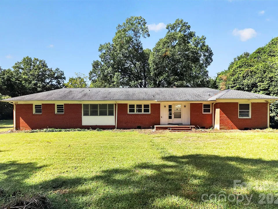 6038 Preston Ln
