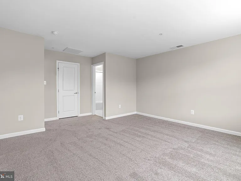 7315 Old Calvary Rd — Photo 29