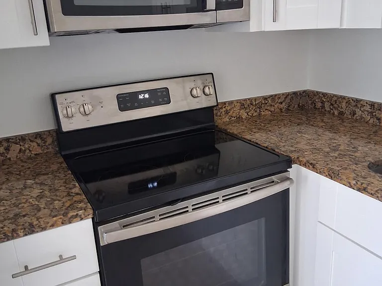 2100 Springdale Blvd #303 — Photo 30