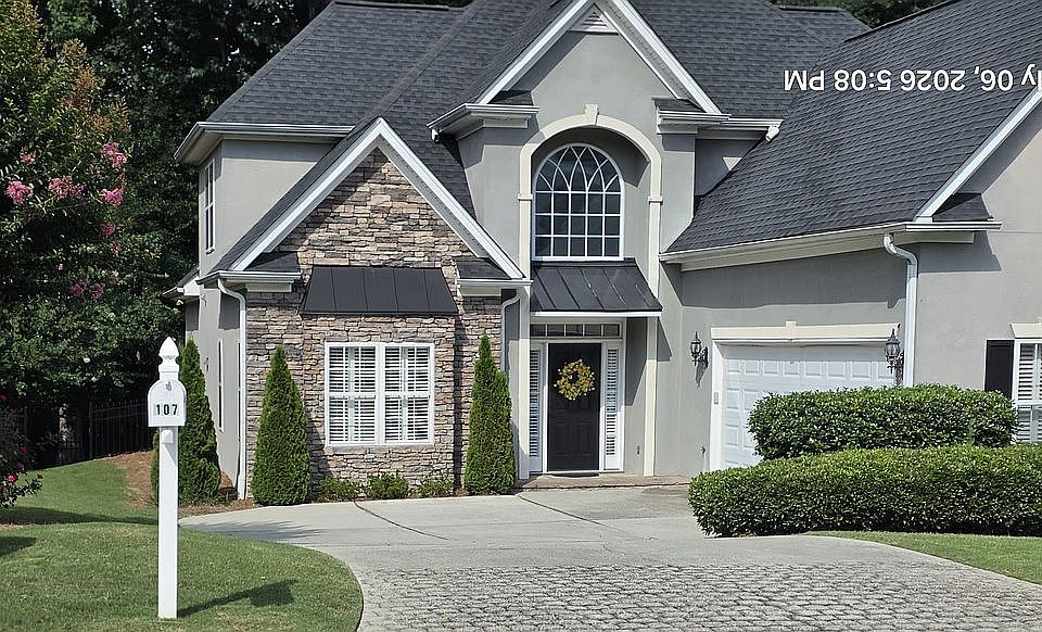 1st image of 107 Woodsdale Dr