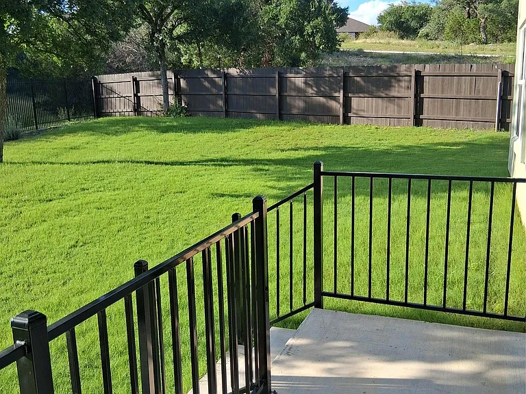 2121 Golden Grain Ln — Photo 14
