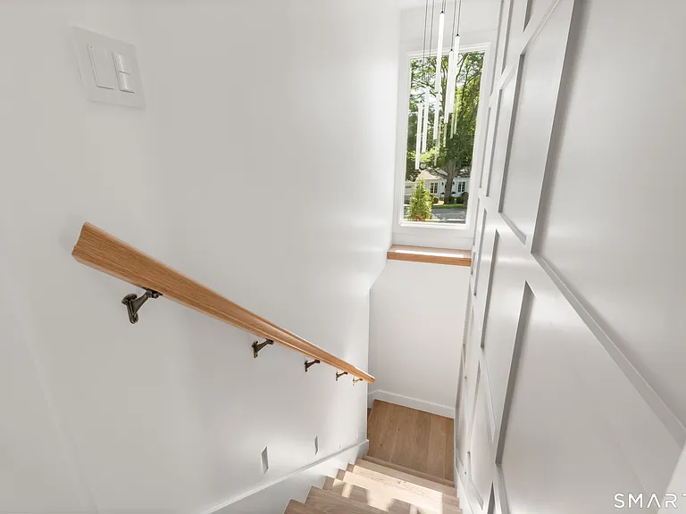 2 Drumlin Rd — Photo 25