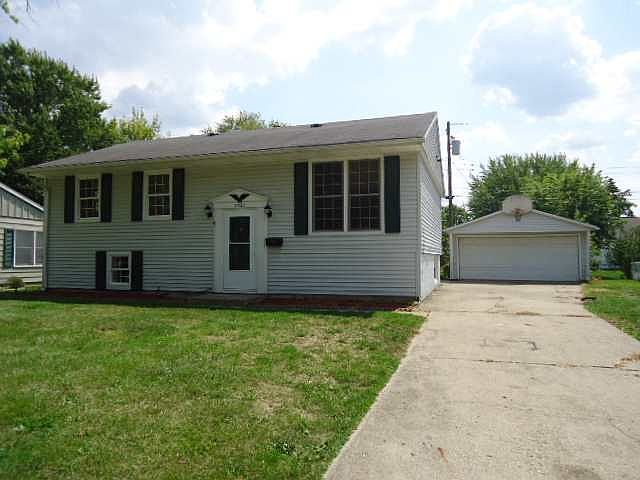 1st image of 2327 Dakota Dr