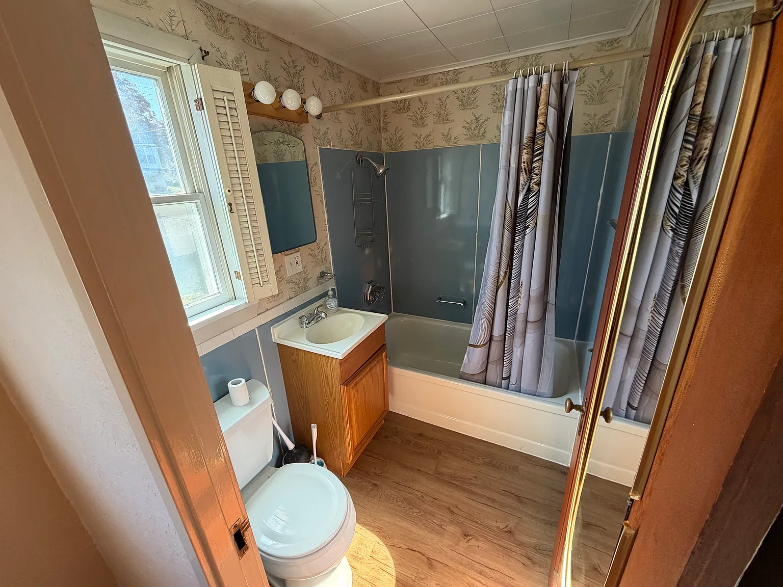 2 bed, 864 sqft, $1,150 — Photo 2