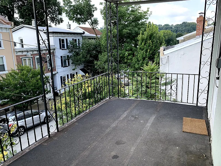 3918 Terrace St — Photo 10