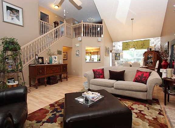 5th image of 545 Streamwater Dr