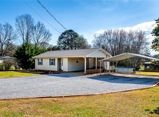 117 Holliday Ln, Pendleton, SC 29670