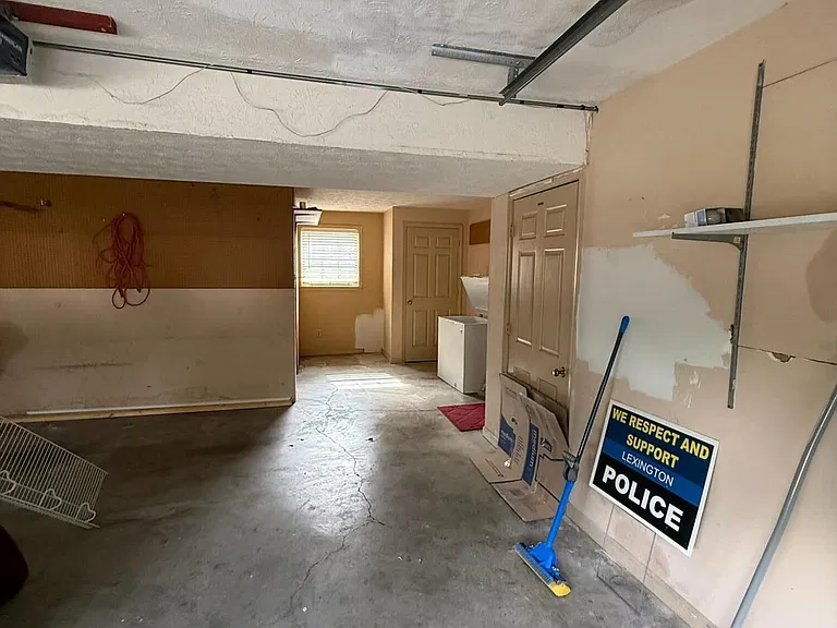 3924 Gladman Way — Photo 26