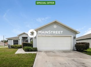 1705 Pebble Beach St, Winter Haven, FL 33881