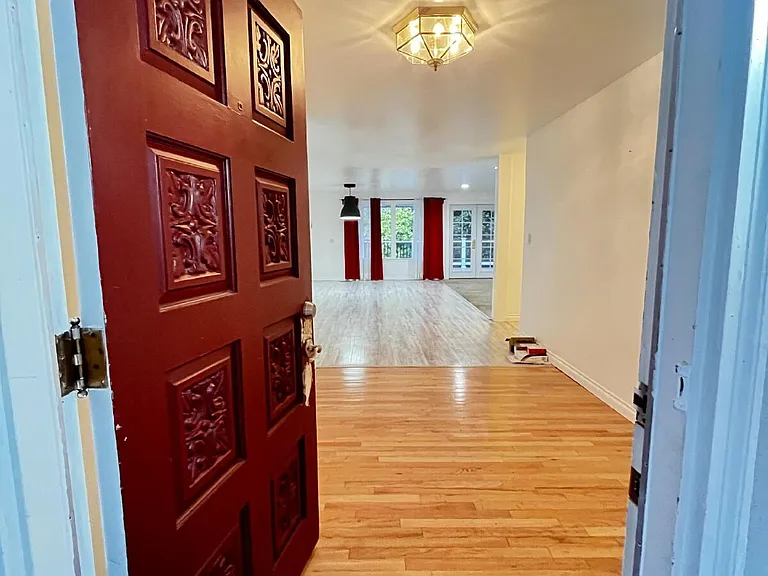 2431 S Meridian — Photo 17